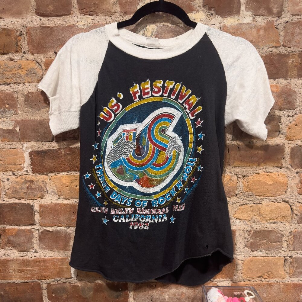 1982 US ROCK N ROLL FESTIVAL T-SHIRT - Picture 2 of 4